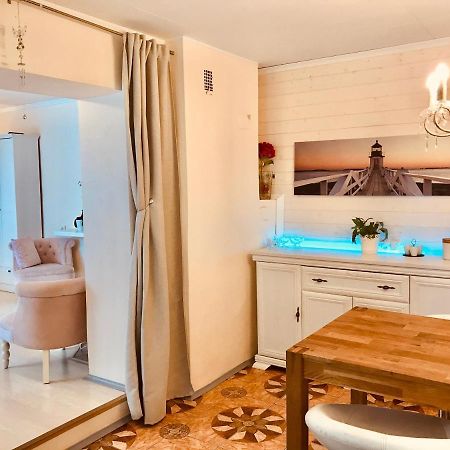 Cozy City Studio Apartment Free Parking Tallinn Exteriör bild