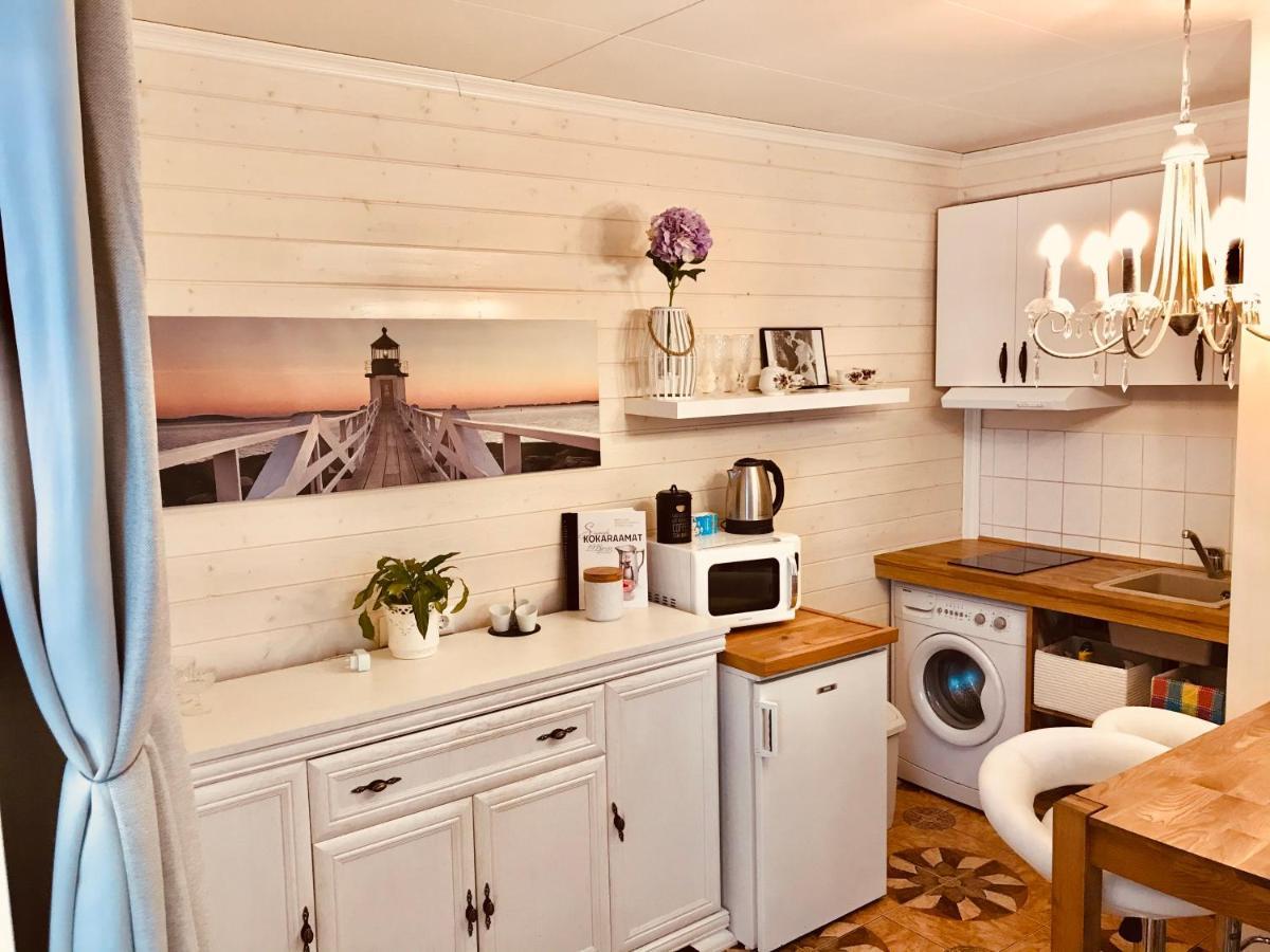 Cozy City Studio Apartment Free Parking Tallinn Exteriör bild