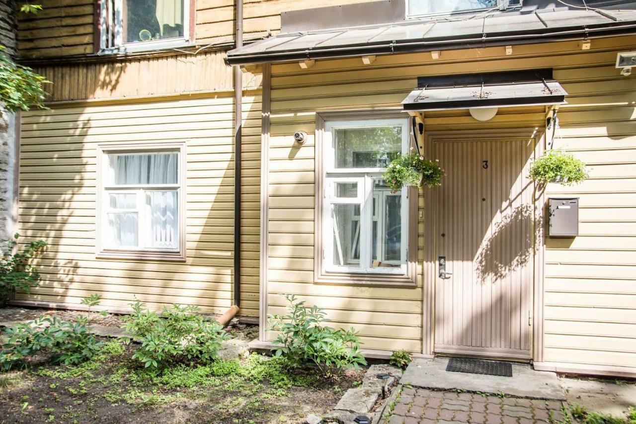 Cozy City Studio Apartment Free Parking Tallinn Exteriör bild
