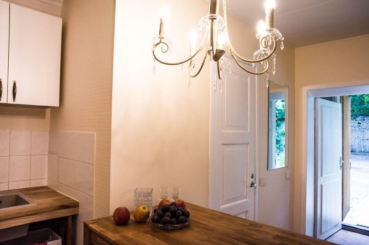 Cozy City Studio Apartment Free Parking Tallinn Exteriör bild